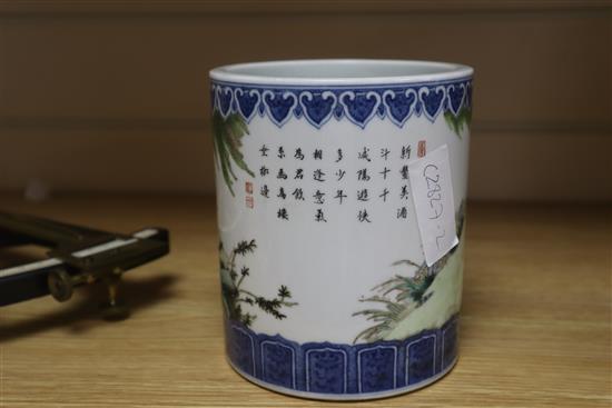 A Chinese famille rose brush pot height 15cm